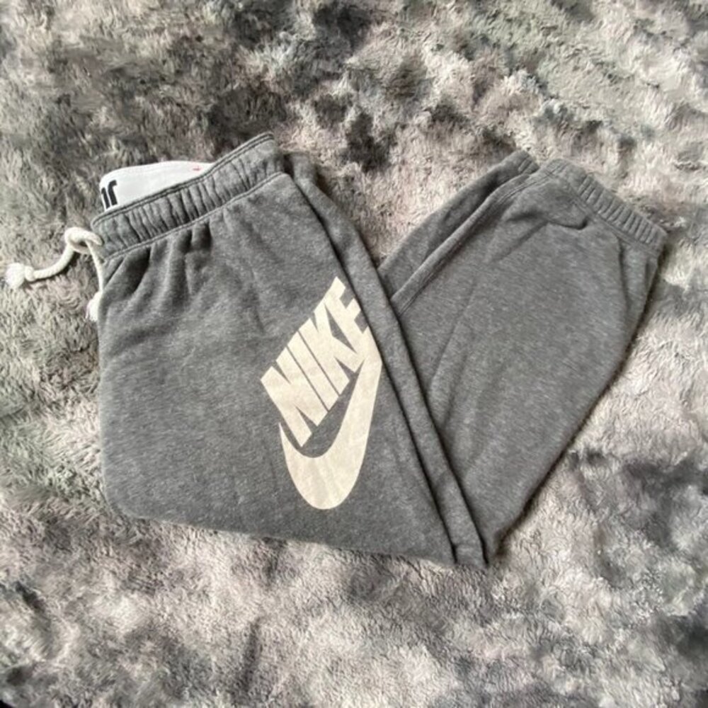 Nike Baggy Crop Jogger